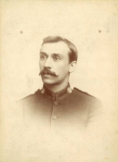 holland_thomas.jpg holland_thomas.jpg